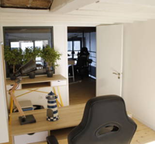 Bureau privé 11 m² 3 postes Coworking Rue Baraban Lyon 69006 - photo 2